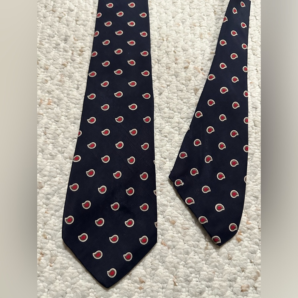 Brooks brothers blue and red tie